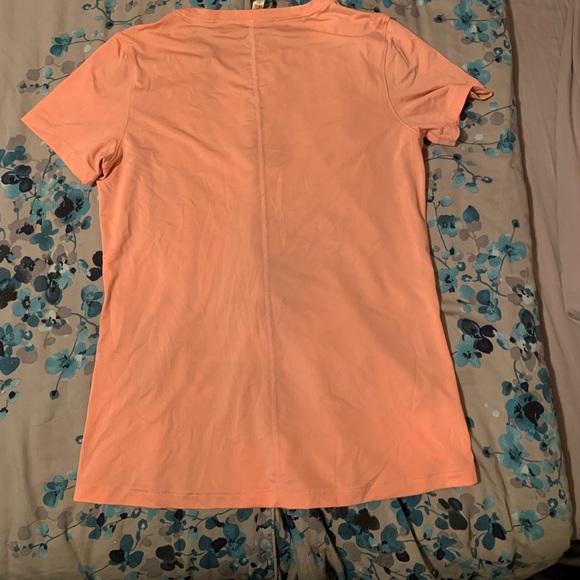 Adidas short sleeve t-shirt - Picture 2 of 3